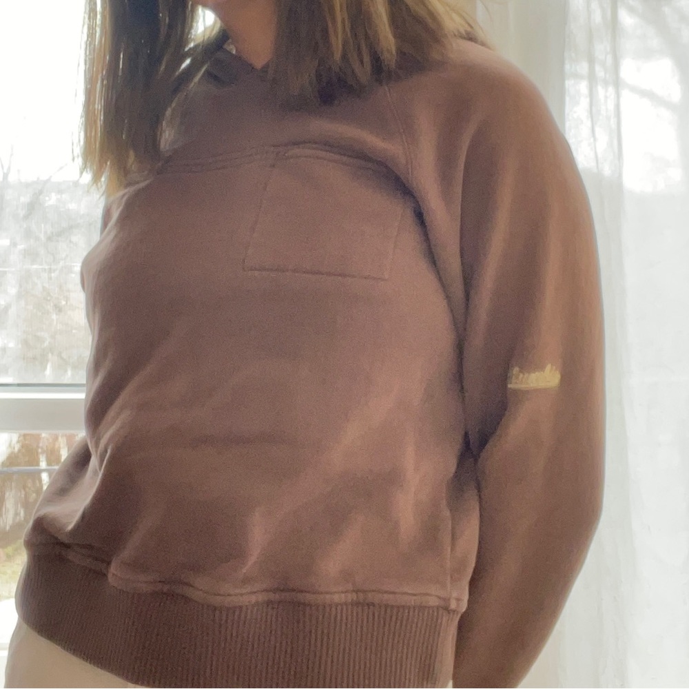 Chocolate brown Columbia sweatshirt, SIZE: Large.